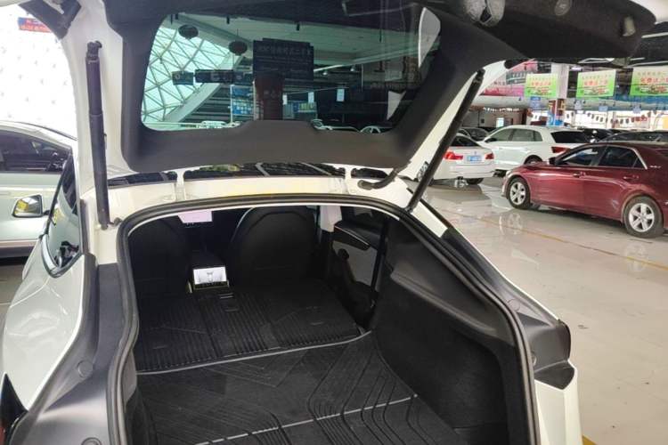 Used Tesla Model Y 2026 Model Long-Range Rear-Wheel-Drive Version Trunk