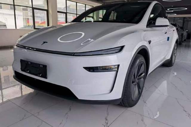Used Tesla Model Y 2026 Rear-Drive Model