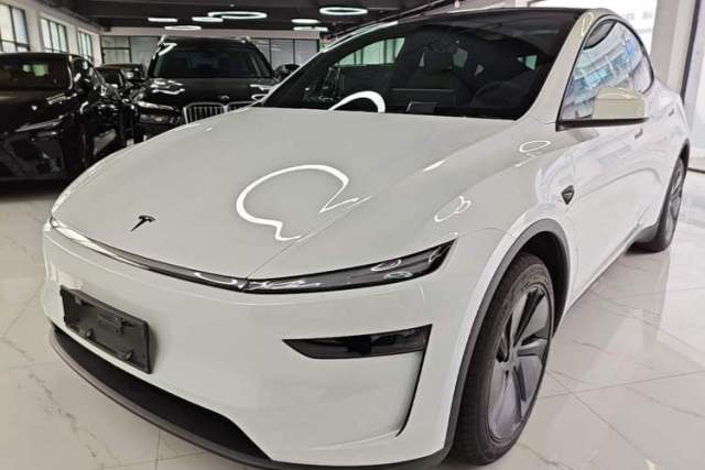 Used Tesla Model Y 2026 Rear-Drive Model