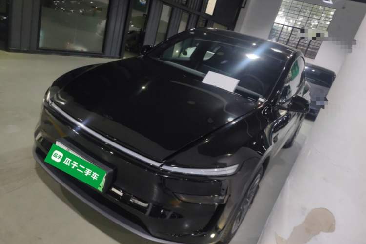 Used Tesla Model Y L 2025 Model Long-Range All-Wheel-Drive Version