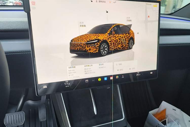Used Tesla Model Y L 2025 Model Long-Range All-Wheel-Drive Version Audio And AC Panel
