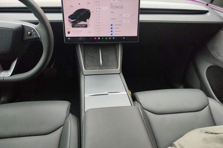 Used Tesla Model Y L 2025 Model Long-Range All-Wheel-Drive Version Audio And AC Panel