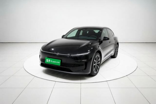 Used Tesla Model Y L 2025 Model Long-Range All-Wheel-Drive Version