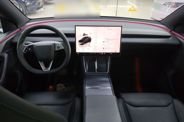 Used Tesla Model Y L 2025 Model Long-Range All-Wheel-Drive Version Center Console
