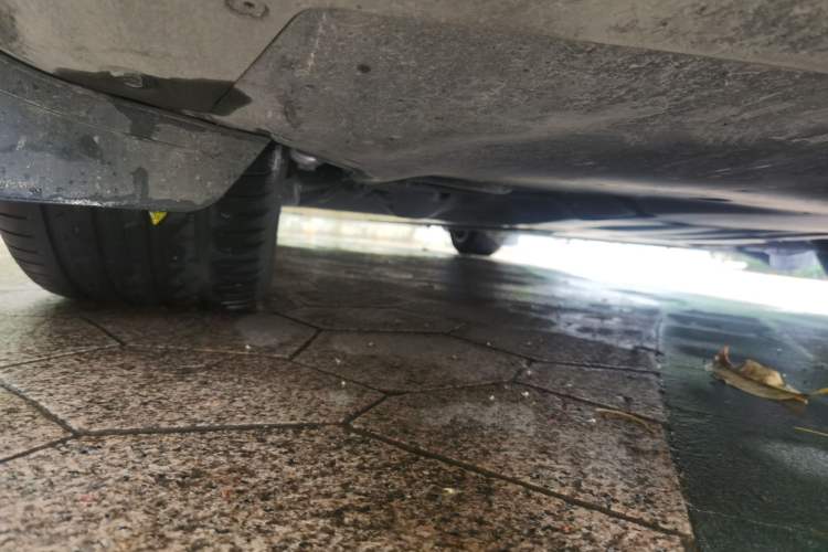 Used Tesla Model Y L 2025 Model Long-Range All-Wheel-Drive Version Chassis Rear Left