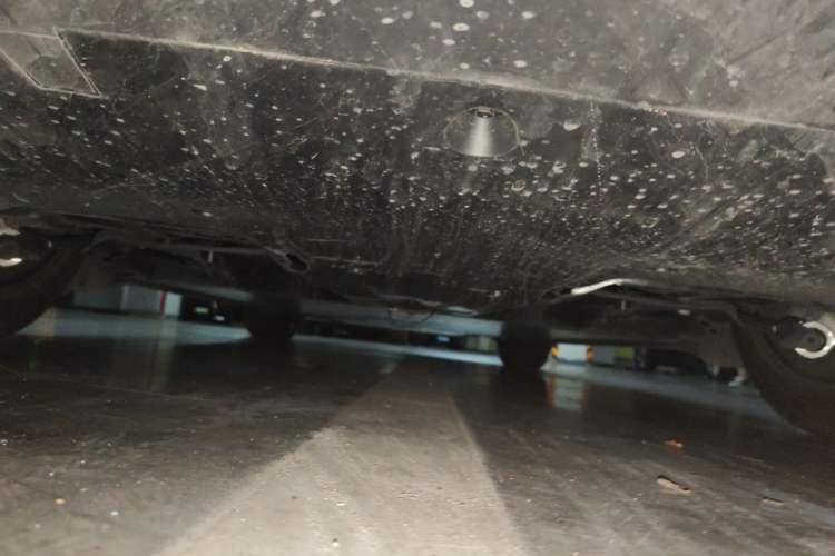 Used Tesla Model Y L 2025 Model Long-Range All-Wheel-Drive Version Chassis Rear