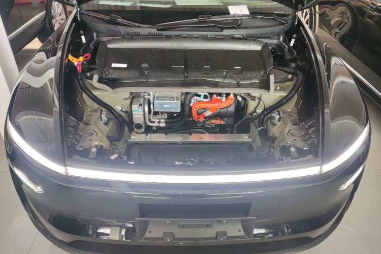 Used Tesla Model Y L 2025 Model Long-Range All-Wheel-Drive Version Engine Bay