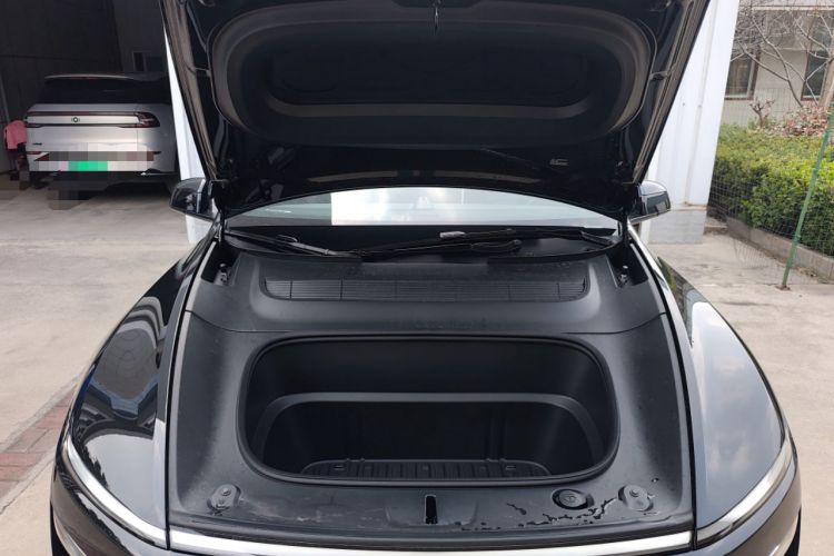 Used Tesla Model Y L 2025 Model Long-Range All-Wheel-Drive Version Engine Bay