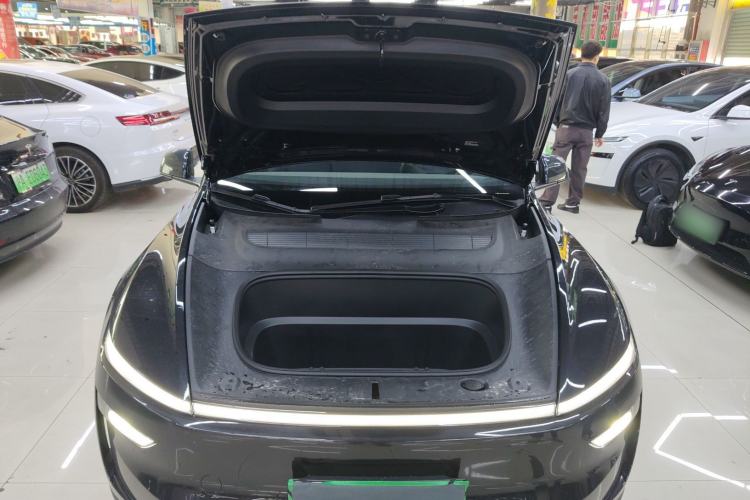 Used Tesla Model Y L 2025 Model Long-Range All-Wheel-Drive Version Engine Bay