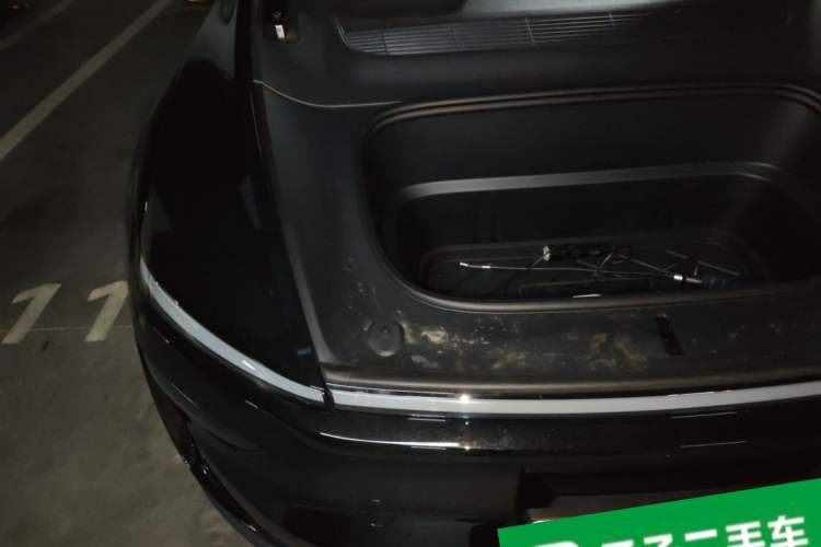 Used Tesla Model Y L 2025 Model Long-Range All-Wheel-Drive Version Engine Bay Right