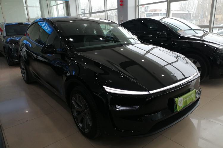Used Tesla Model Y L 2025 Model Long-Range All-Wheel-Drive Version Exterior 1