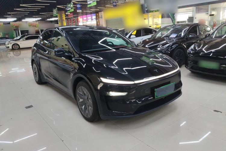 Used Tesla Model Y L 2025 Model Long-Range All-Wheel-Drive Version Exterior 1