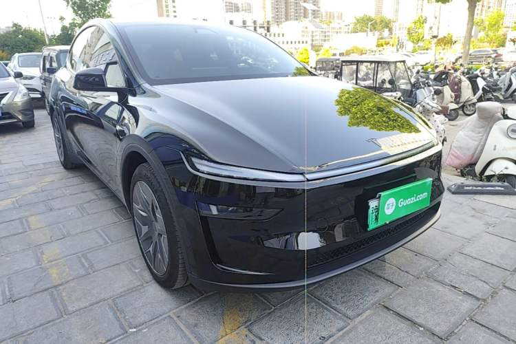 Used Tesla Model Y L 2025 Model Long-Range All-Wheel-Drive Version Exterior 1