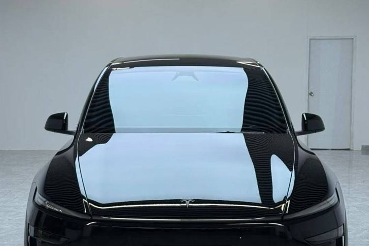 Used Tesla Model Y L 2025 Model Long-Range All-Wheel-Drive Version Exterior 3