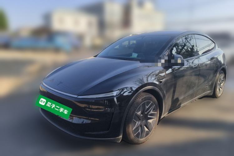Tesla Model Y L 2025 Model Long-Range All-Wheel-Drive Version