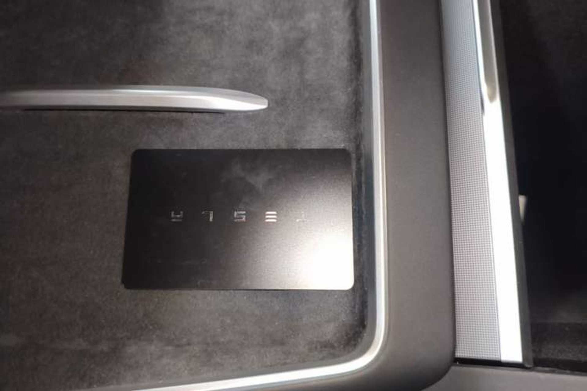 Used Tesla Model Y L 2025 Model Long-Range All-Wheel-Drive Version Interior 1