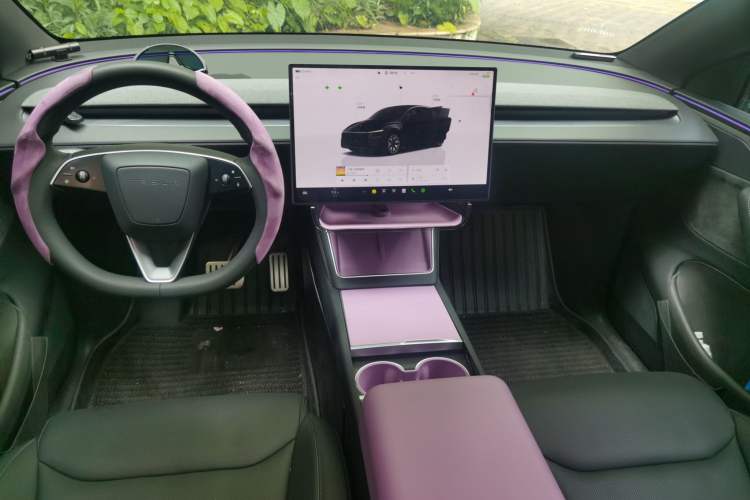 Used Tesla Model Y L 2025 Model Long-Range All-Wheel-Drive Version Interior 2