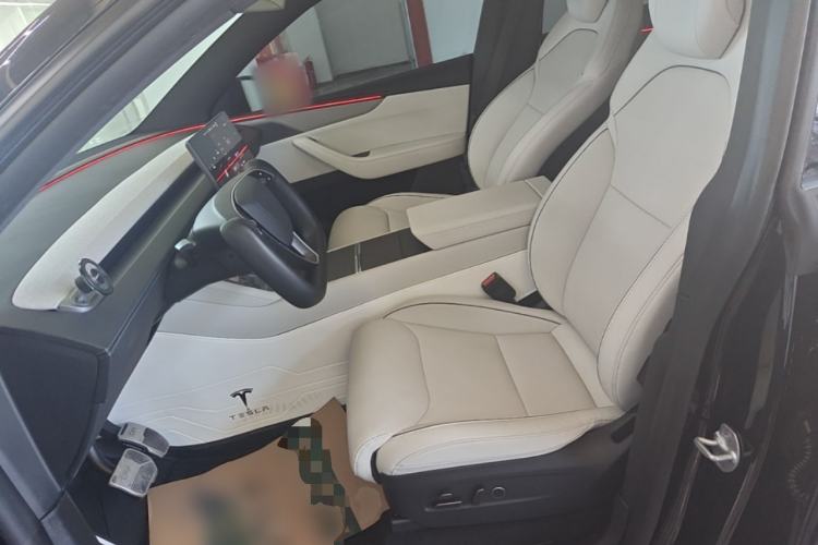 Used Tesla Model Y L 2025 Model Long-Range All-Wheel-Drive Version Left Front Seat