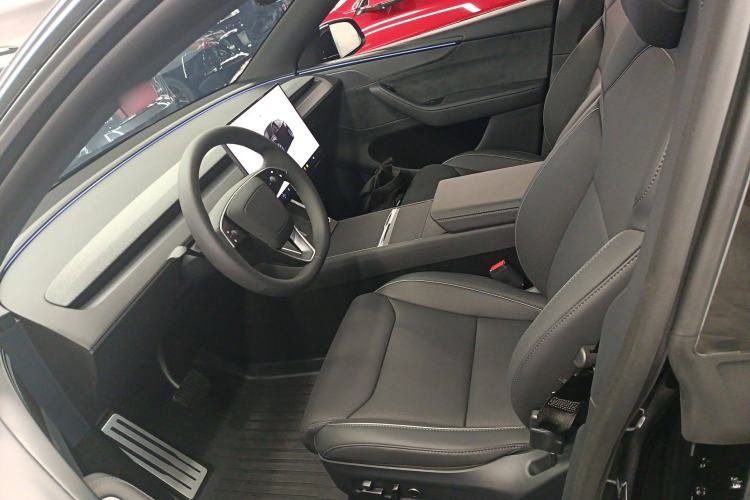 Used Tesla Model Y L 2025 Model Long-Range All-Wheel-Drive Version Left Front Seat