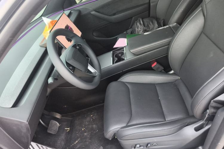 Used Tesla Model Y L 2025 Model Long-Range All-Wheel-Drive Version Left Front Seat