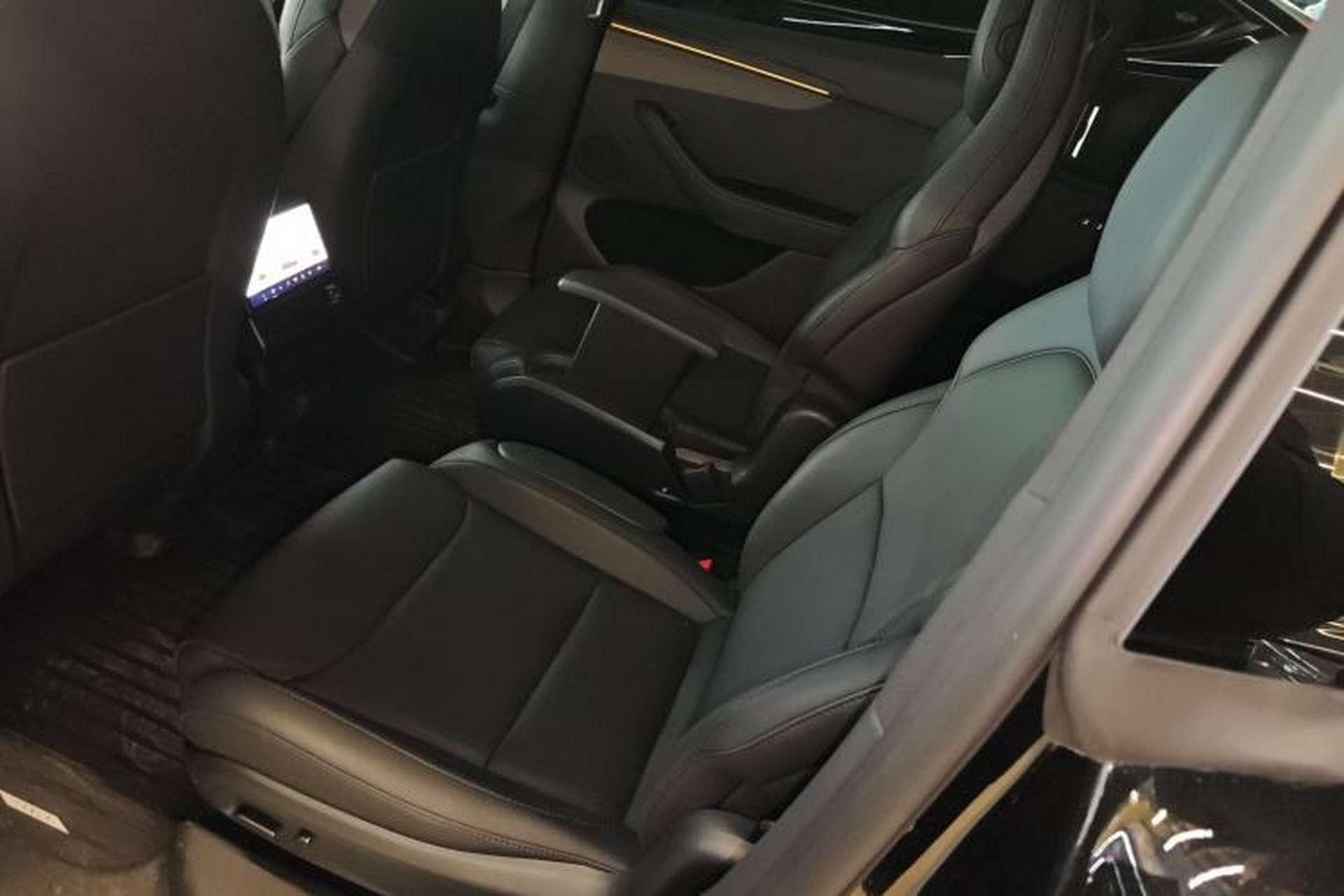 Used Tesla Model Y L 2025 Model Long-Range All-Wheel-Drive Version Left Rear Seat