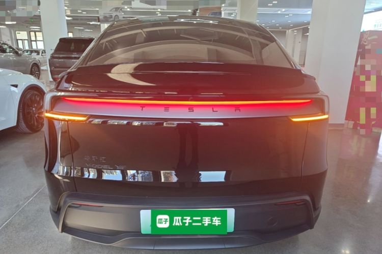 Used Tesla Model Y L 2025 Model Long-Range All-Wheel-Drive Version Rear