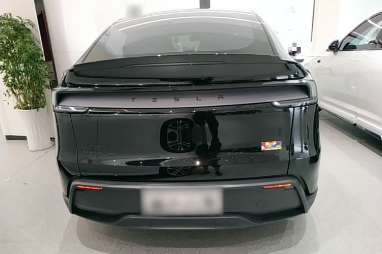 Used Tesla Model Y L 2025 Model Long-Range All-Wheel-Drive Version Rear