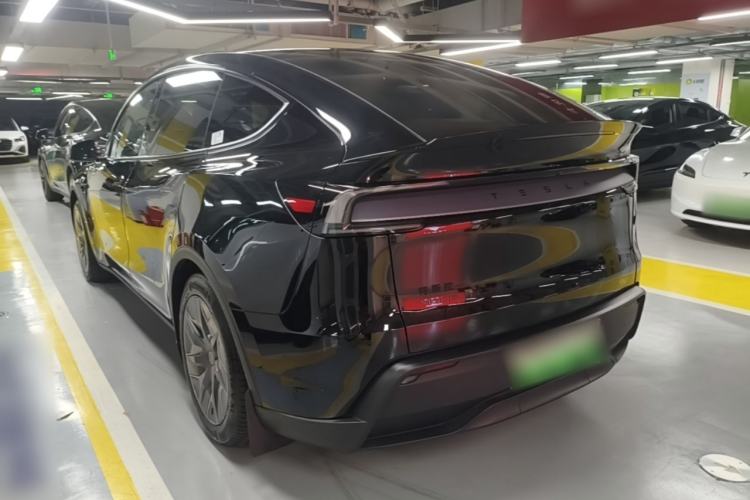 Used Tesla Model Y L 2025 Model Long-Range All-Wheel-Drive Version Rear Left 45 Deg