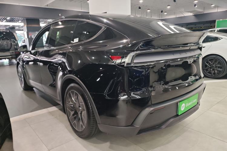 Used Tesla Model Y L 2025 Model Long-Range All-Wheel-Drive Version Rear Left 45 Deg