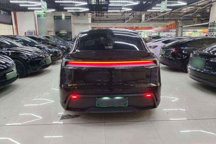 Used Tesla Model Y L 2025 Model Long-Range All-Wheel-Drive Version Rear
