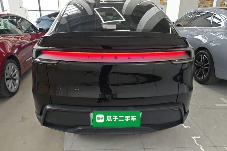 Used Tesla Model Y L 2025 Model Long-Range All-Wheel-Drive Version Rear
