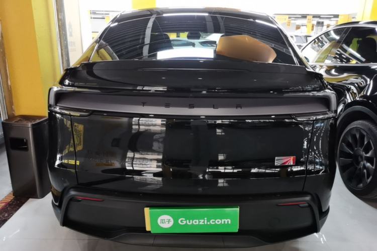 Used Tesla Model Y L 2025 Model Long-Range All-Wheel-Drive Version Rear