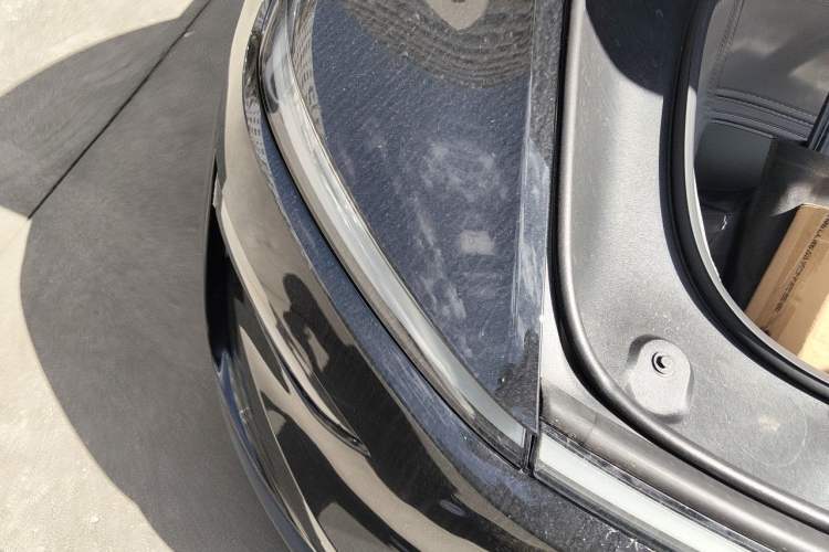 Used Tesla Model Y L 2025 Model Long-Range All-Wheel-Drive Version Right Front Headlight