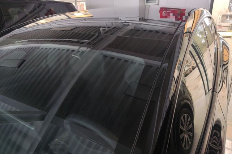Used Tesla Model Y L 2025 Model Long-Range All-Wheel-Drive Version Roof