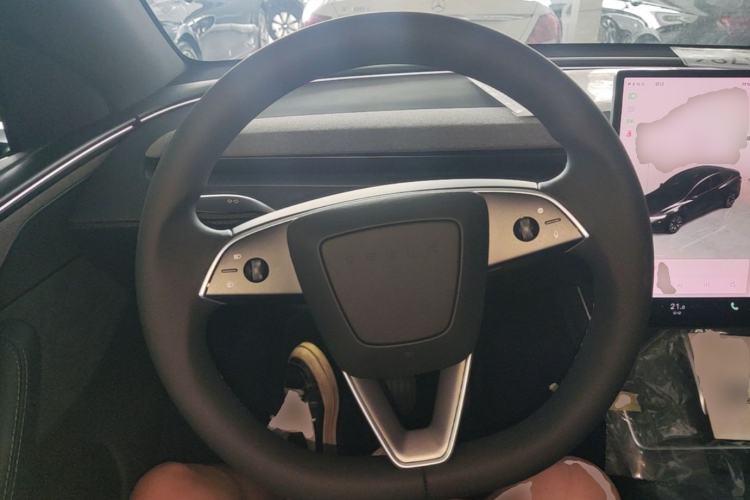 Used Tesla Model Y L 2025 Model Long-Range All-Wheel-Drive Version Steering Wheel