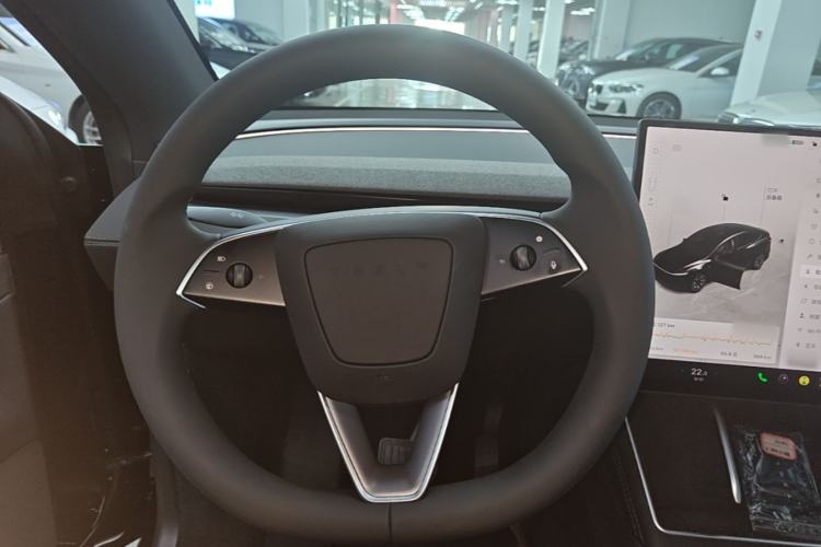 Used Tesla Model Y L 2025 Model Long-Range All-Wheel-Drive Version Steering Wheel