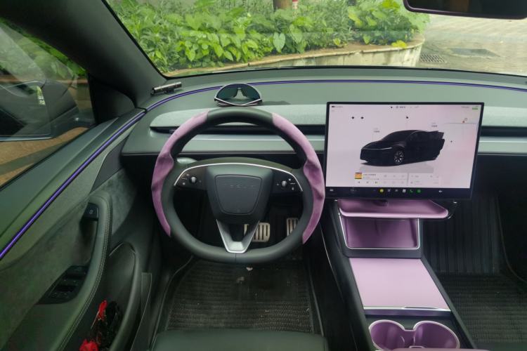 Used Tesla Model Y L 2025 Model Long-Range All-Wheel-Drive Version Steering Wheel