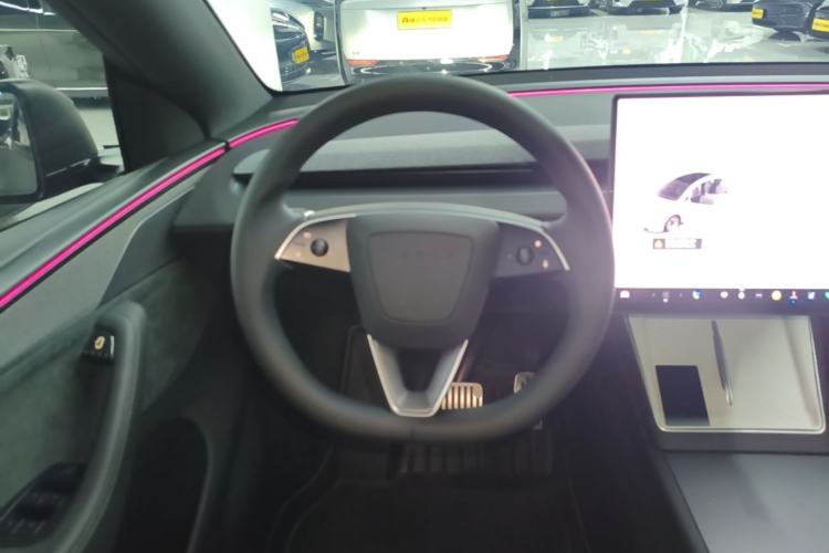 Used Tesla Model Y L 2025 Model Long-Range All-Wheel-Drive Version Steering Wheel