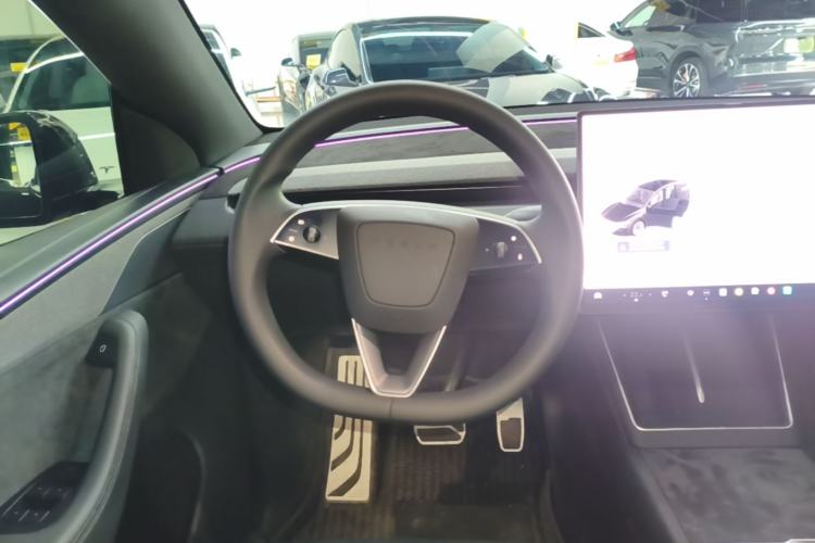 Used Tesla Model Y L 2025 Model Long-Range All-Wheel-Drive Version Steering Wheel