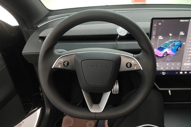 Used Tesla Model Y L 2025 Model Long-Range All-Wheel-Drive Version Steering Wheel