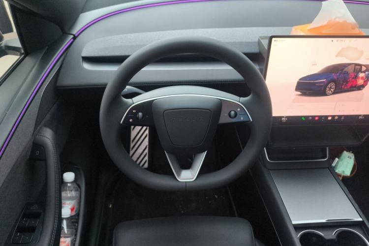 Used Tesla Model Y L 2025 Model Long-Range All-Wheel-Drive Version Steering Wheel