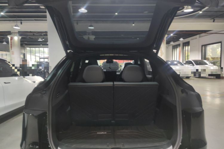 Used Tesla Model Y L 2025 Model Long-Range All-Wheel-Drive Version Trunk
