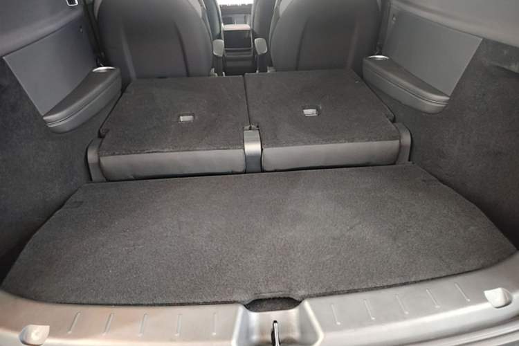 Used Tesla Model Y L 2025 Model Long-Range All-Wheel-Drive Version Trunk