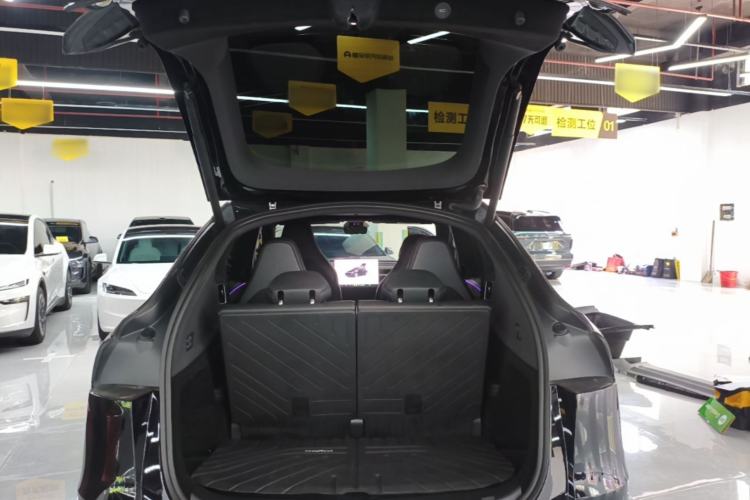 Used Tesla Model Y L 2025 Model Long-Range All-Wheel-Drive Version Trunk