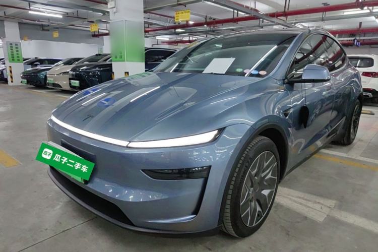 Used Tesla Model Y L 2025 Model Long-Range All-Wheel-Drive Version for ...