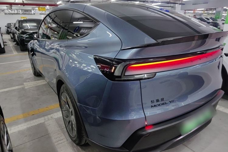 Used Tesla Model Y L 2025 Model Long-Range All-Wheel-Drive Version for ...