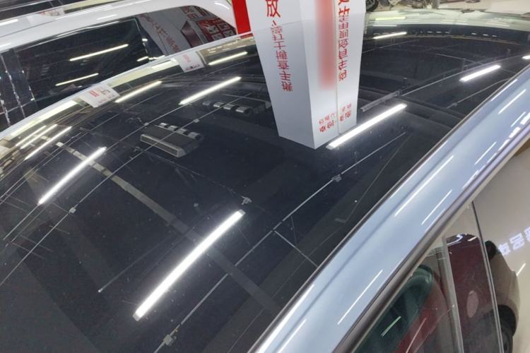 Used Tesla Model Y L 2025 Model Long-Range All-Wheel-Drive Version Roof