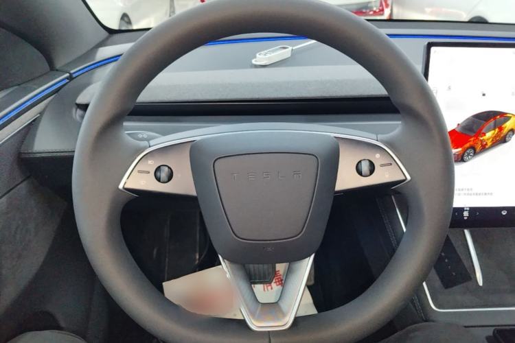 Used Tesla Model Y L 2025 Model Long-Range All-Wheel-Drive Version Steering Wheel