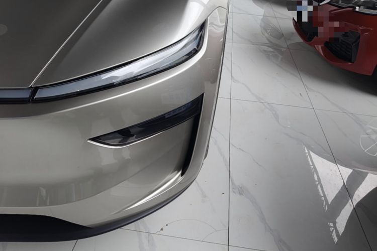 Used Tesla Model Y L 2025 Model Long-Range All-Wheel-Drive Version Left Front Headlight