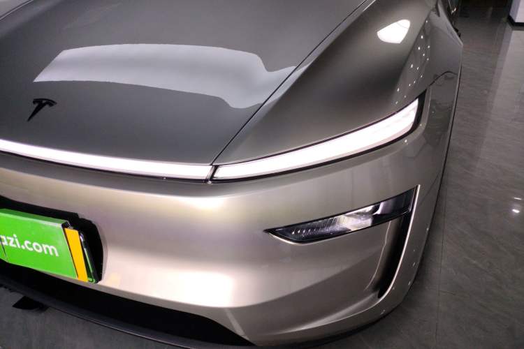 Used Tesla Model Y L 2025 Model Long-Range All-Wheel-Drive Version Left Front Headlight
